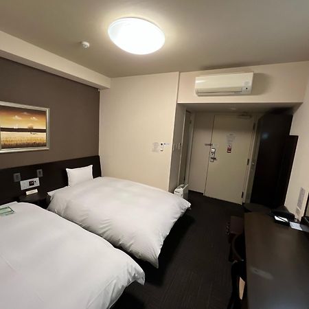 Hotel Route-Inn Uozu Eksteriør billede
