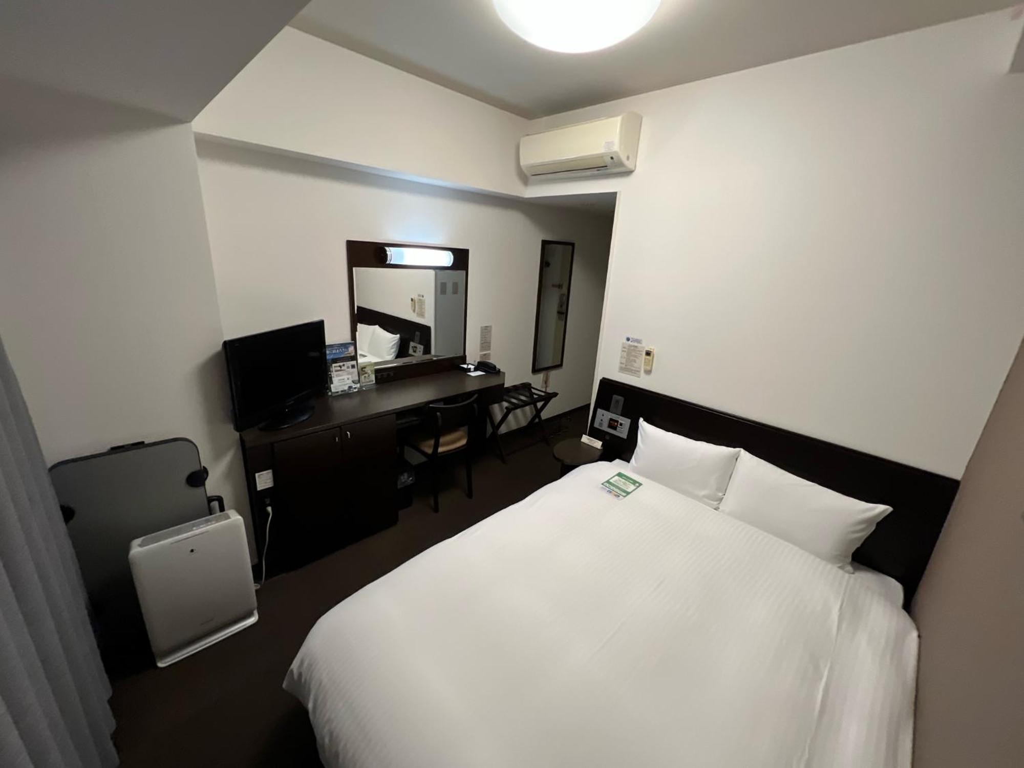 Hotel Route-Inn Uozu Eksteriør billede